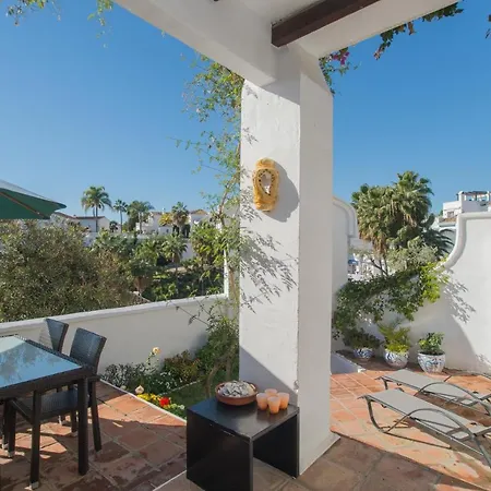 Casablanca 30 Oasis De Capistrano * Nerja